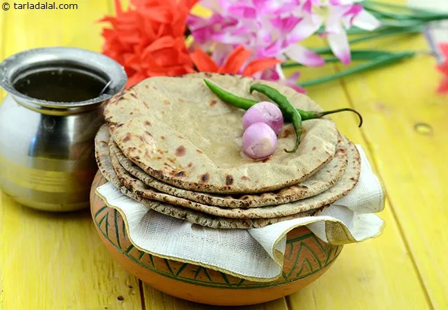  बाजरा रोटी | राजस्थानी बाजरे की रोटी | पौष्टिक बाजरा रोटी | - Bajra Roti 
