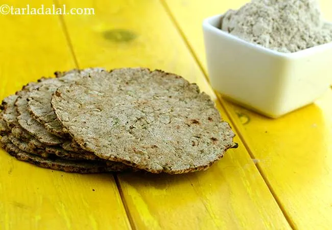Bajra and Cauliflower Roti
