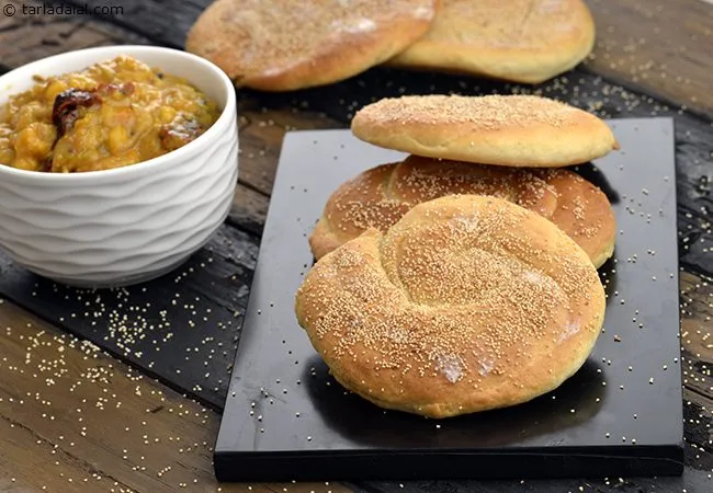 Bakar Khani Naan