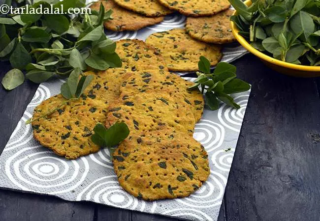 Baked Methi Puris