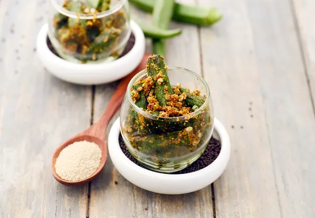  बंगाली स्टाईल ओकरा - Bengali Style Okra ( Rotis and Subzis) 