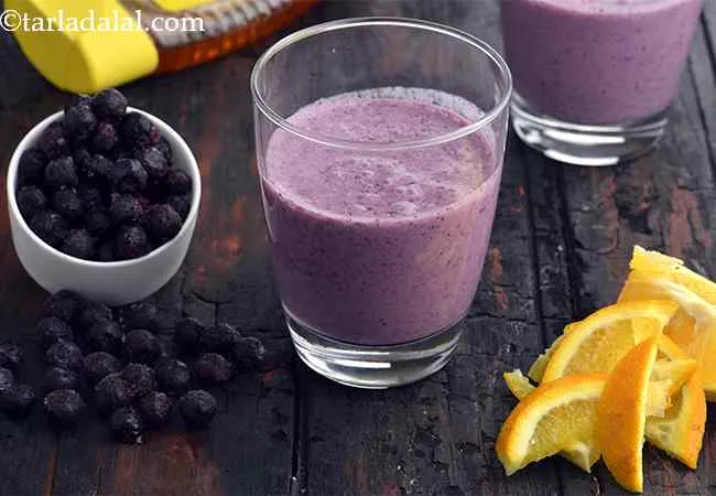 Blueberry Orange and Yoghurt Smoothie