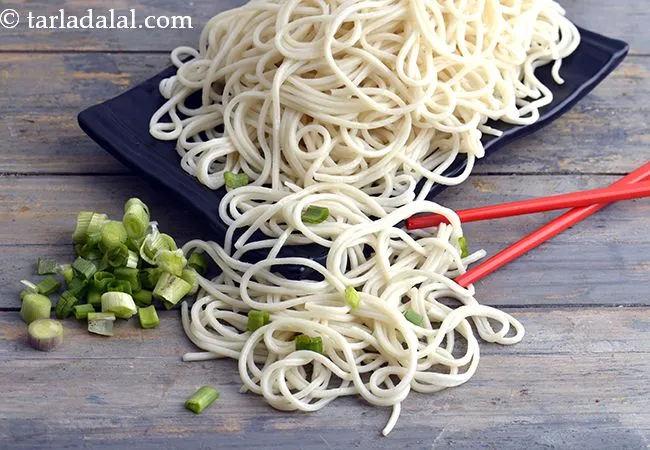 Boiled Hakka Noodles