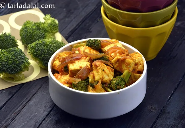 Broccoli Aur Paneer ki Subzi by Tarla Dalal