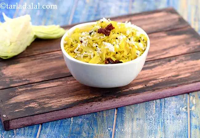 Cabbage Poriyal