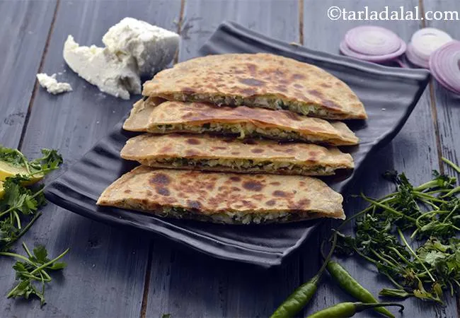 Cabbage and Paneer Parathas ( Jain Recipe)