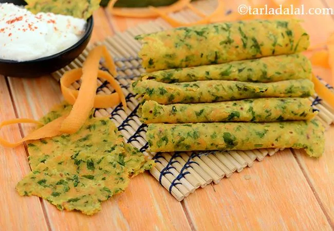  कॅरट एण्ड कोरीयेन्डर रोटी - Carrot and Coriander Roti 