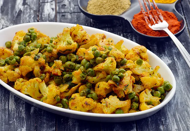  Gobi Vatana Subzi, Cauliflower Vatana Nu Shaak