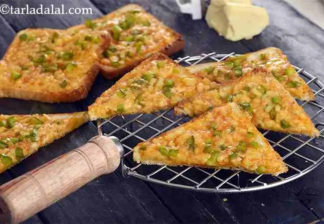  Chilli- Cheese Toast