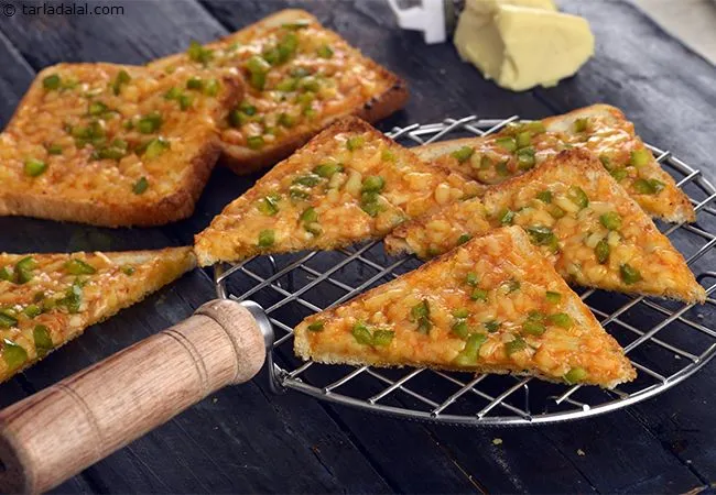 Chilli-cheese Toast