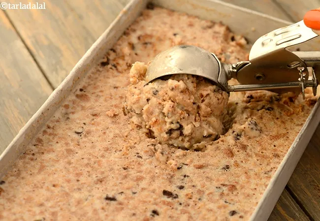 Chocolate Chip Cookie Ice - Cream