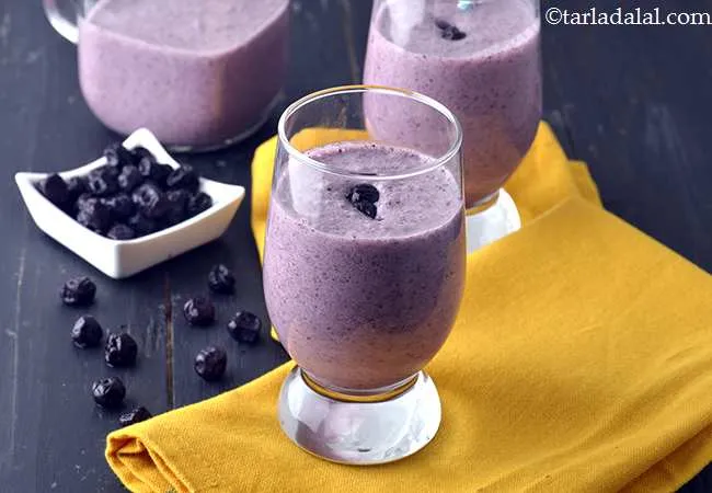 Coconut Blueberry Smoothie, Low- Carb Smoothie