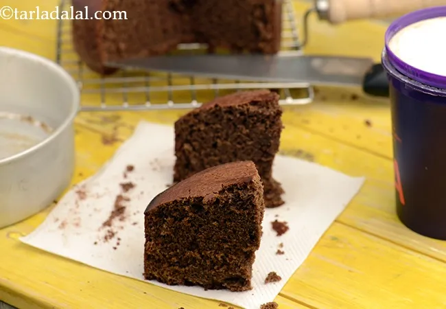 Eggless Chocolate Cake ( Pressure Cooking )