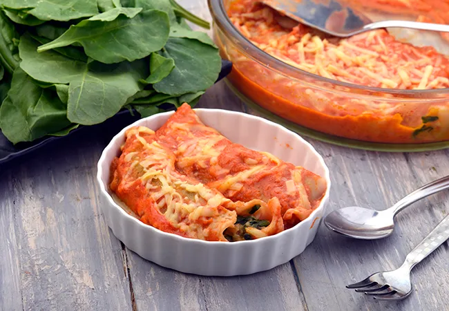  French Style Baked Pancakes in Spinach and Tomato Sauce
