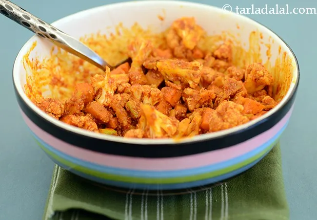 Gajar Gobhi Aur Aam ka Achaar