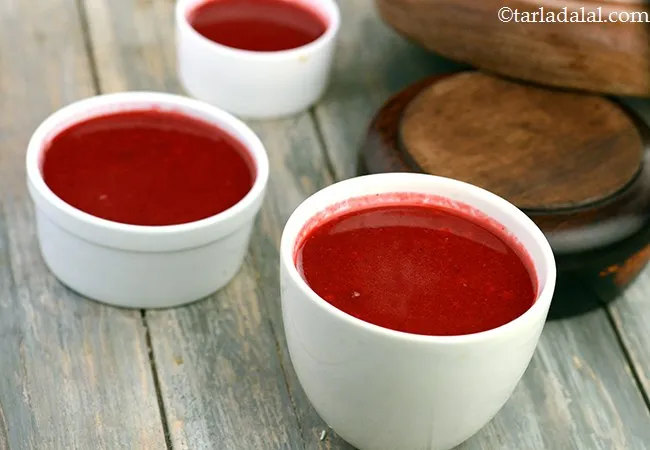  गार्लिकी बीटरुट सूप - Garlicky Beetroot Soup 