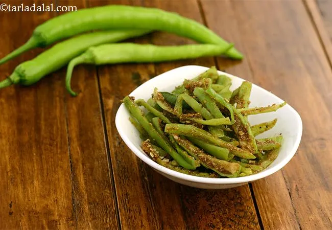 हरी मिर्च का अचार की रेसिपी | कम नमक वाला हरी मिर्च का अचार | मिर्च का अचार | Green Chilli Pickle, Low Salt Recipe