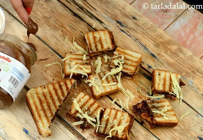 Grilled Chocolate Cheese Sandwich