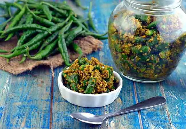  Hari Mirch ka Achar, Instant Green Chilli Pickle
