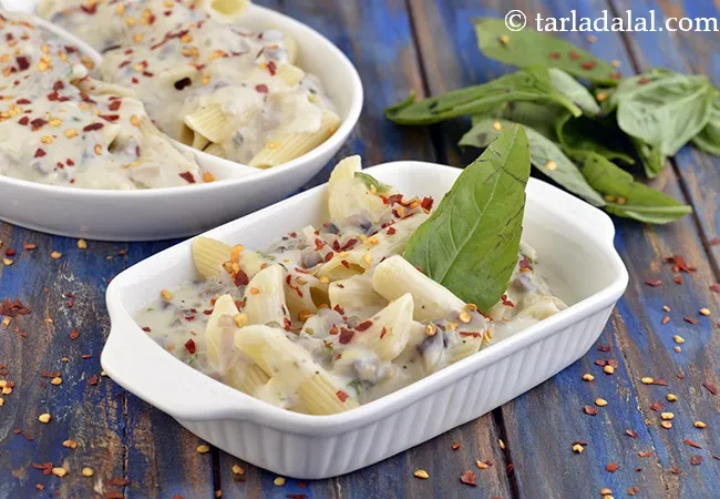 Italian mushroom sauce pasta recipe | mushroom pasta | mushroom sauce penne | penne in creamy mushroom sauce |