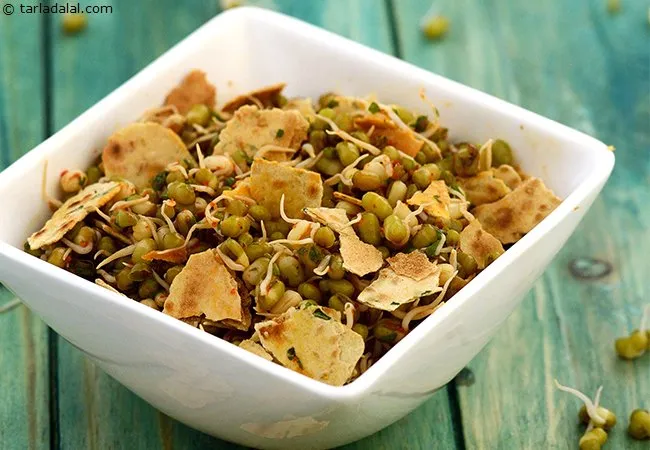 Khakhra with Sprouted Moong