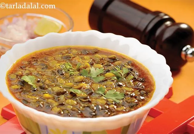 Khatta Urad Dal