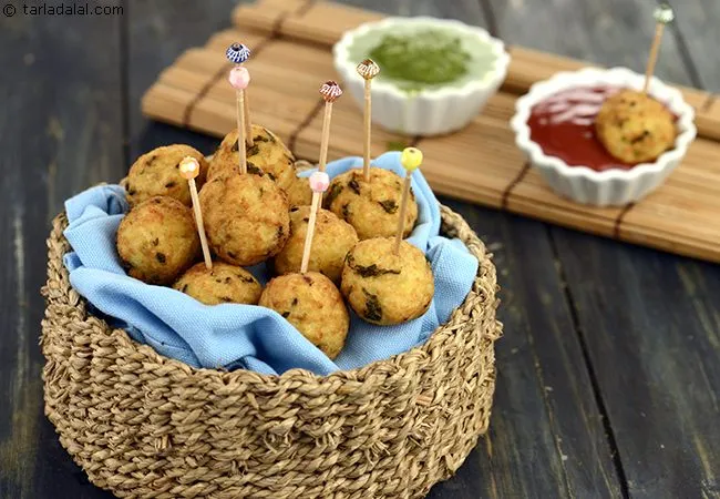 Khichdi-Pakodas