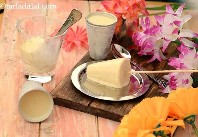 malai kulfi | malai kulfi with condensed milk | eggless Indian malai kulfi | homemade malai kulfi |