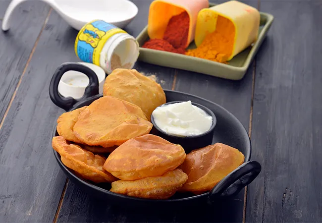  Masala Puris Served with Curds and Chunda, Masala Puri for Breakfast