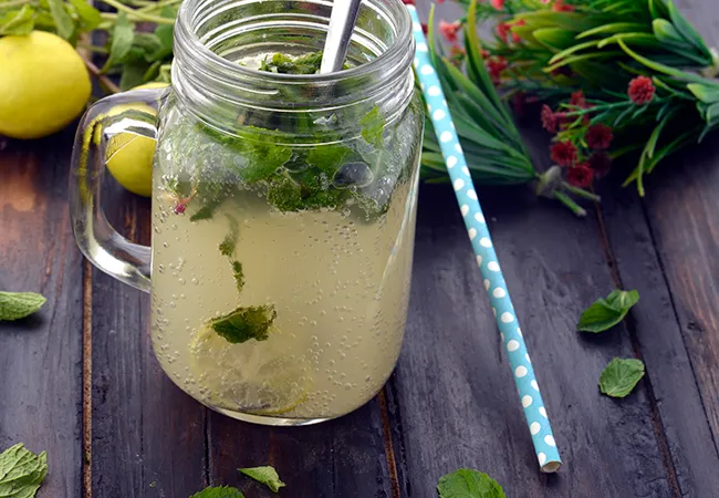 Mint and Ginger Lemon Drink