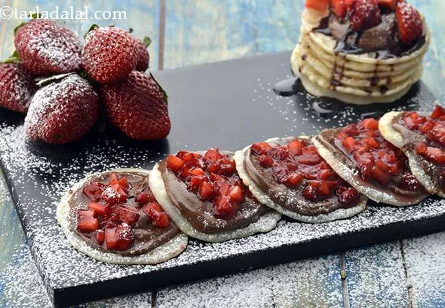 Nutella and Strawberry Mini Pancakes