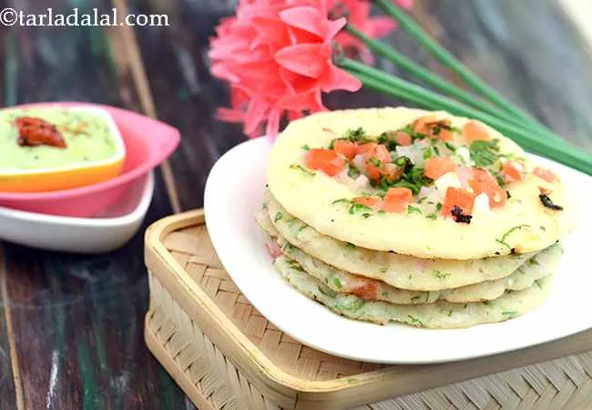 Onion Tomato Rava Uttapa