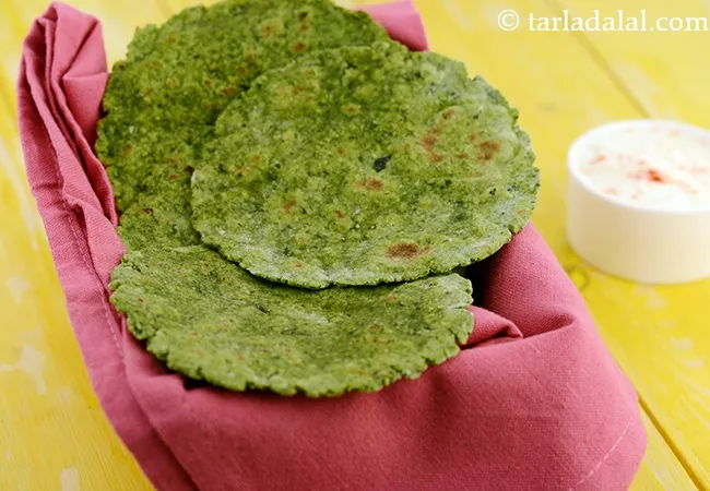 Palak Aur Chawal ki Roti