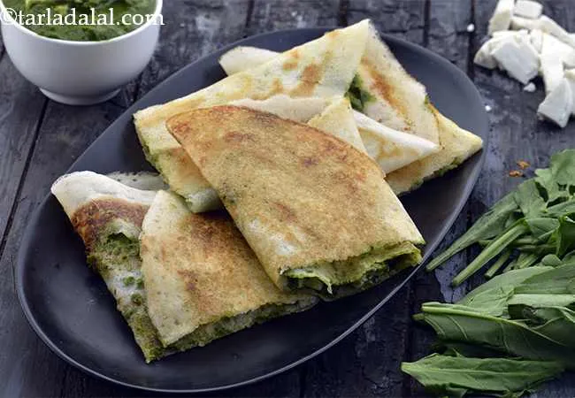 Palak Paneer Dosa