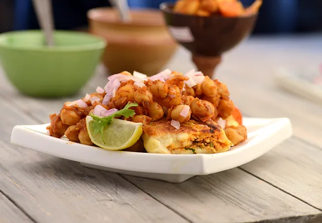 Paneer Tikki Aur Chole