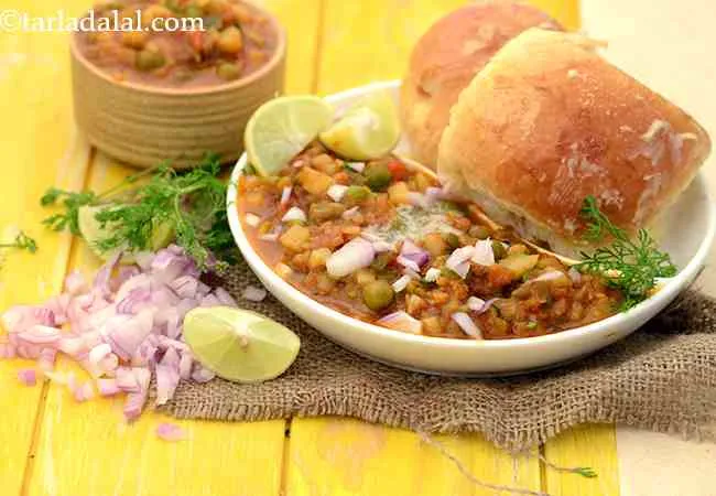 Pav Bhaji ( Pressure Cooking )