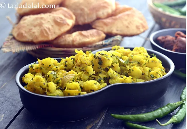 Puri Bhaji, Poori Bhaji, Aloo Puri Recipe