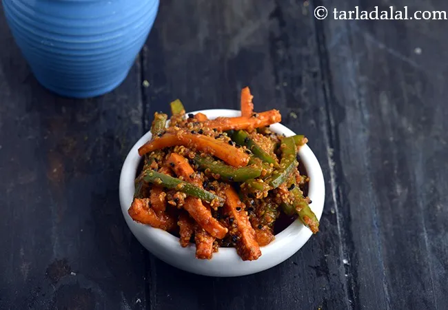 Quick Carrot and Capsicum Pickle