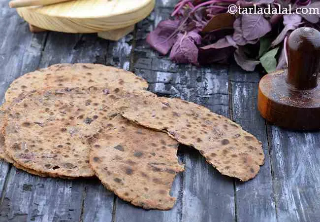 Quinoa Red Chawli Leaves Khakhra