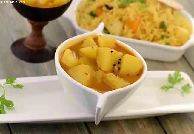 रसावाला बटेटा नू शाक