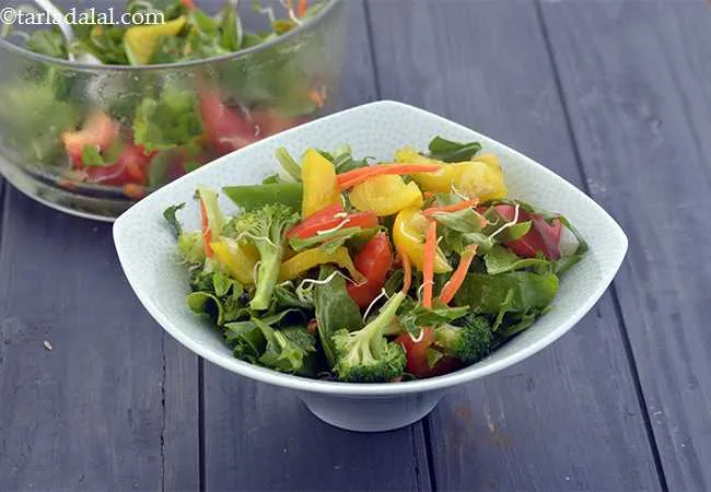 Rocket Leaves, Broccoli and Veg Work Healthy Salad