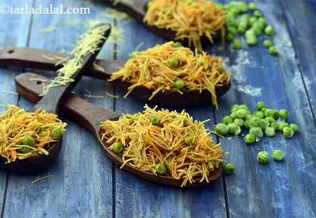 Sevaiyan Pulao ( Tiffin Treats)