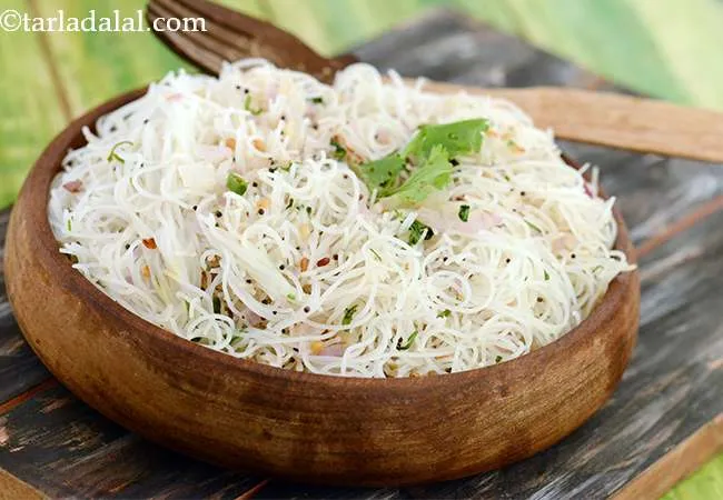  Sevaiyan Upma in A Microwave