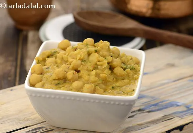 shahjahani dal recipe | shahjahani chickpea dal | chickpea stew | Indian style kabuli chana dal |