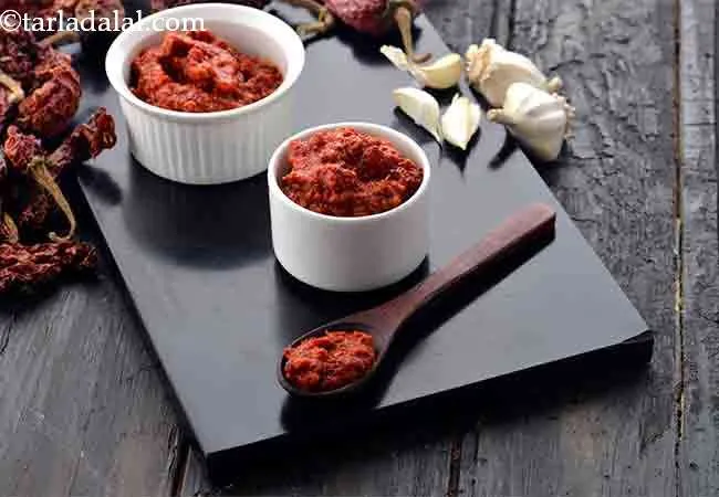  शाटा, लेबनीस लाल चटनी - Shatta , Lebanese Red Chutney 