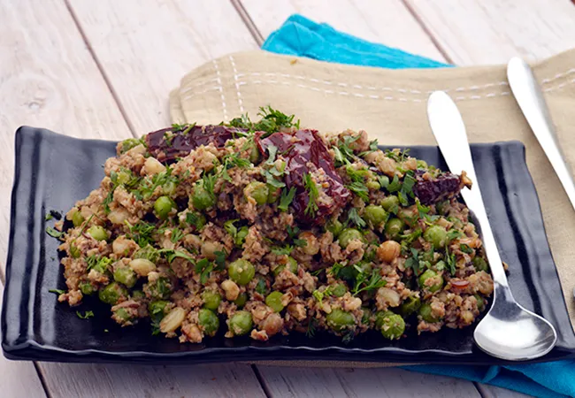  Shengdane Ani Vatane Chi Bhaji, Maharashtrian Peanut Green Pea Subzi