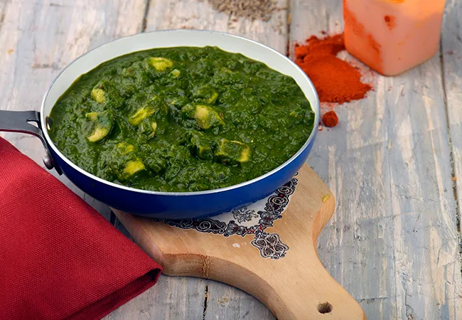 Spinach Mushroom Sabzi, Palak Mushroom Recipe