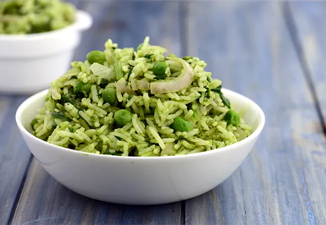  Spinach and Green Pea Rice