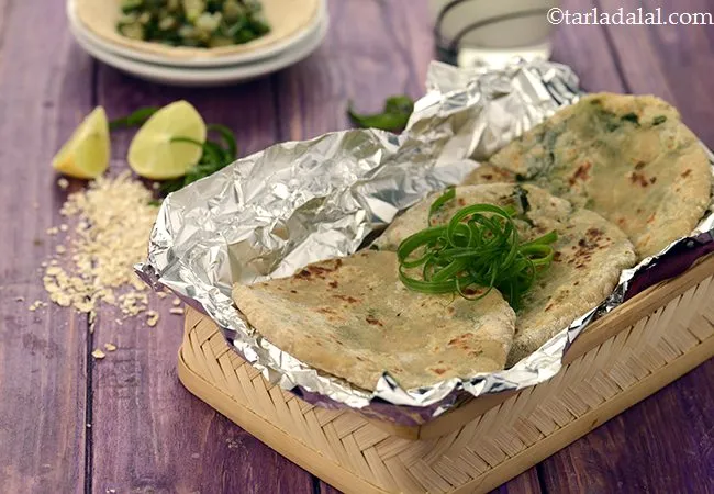 Spring Onion Stuffed Oats Paratha