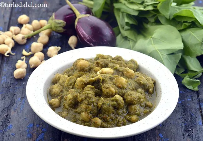 Sprouted Kabuli Chana and Palak, Folic Acid Rich Recipe